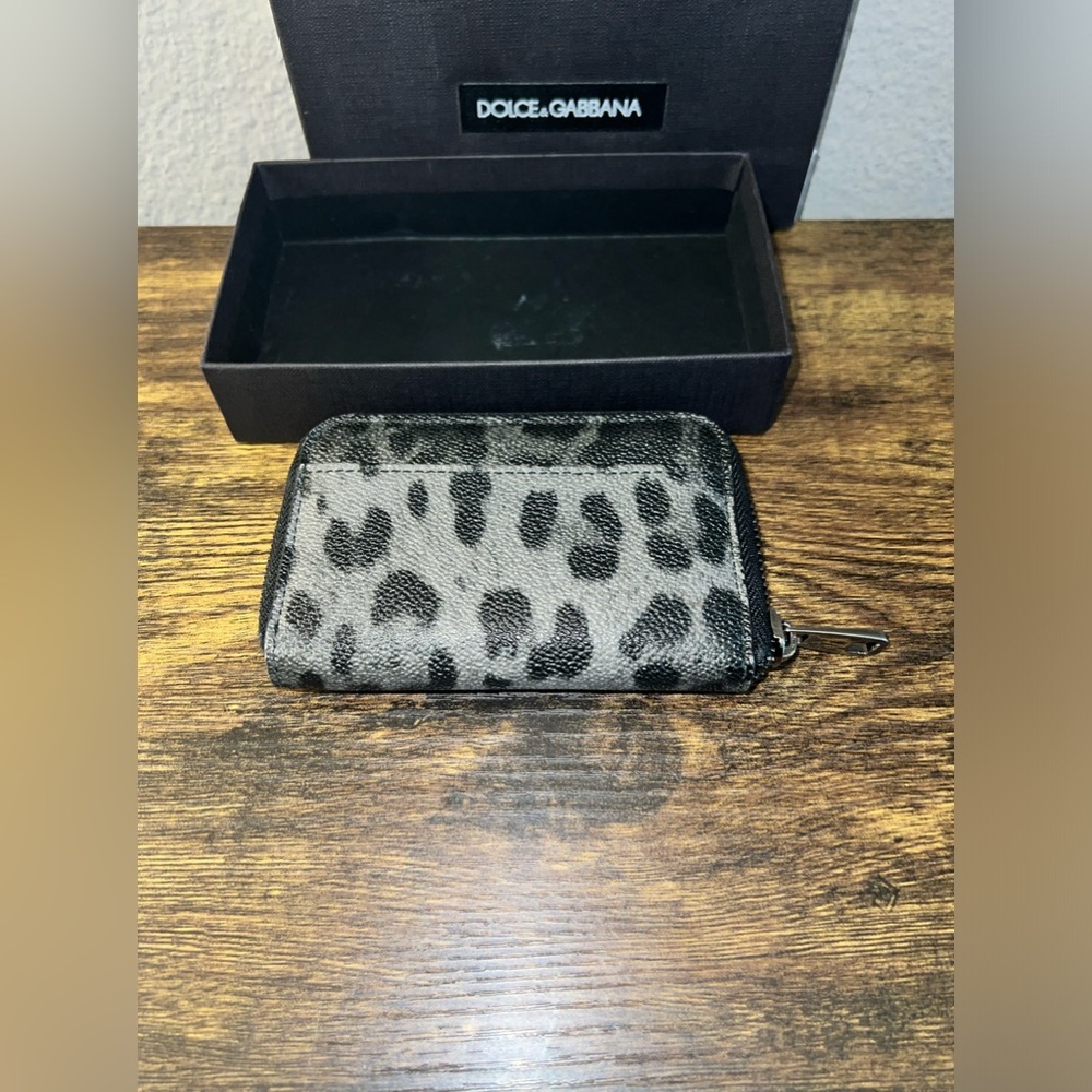 Dolce & Gabanna Wallet (SOLD) - Picture 3 of 14